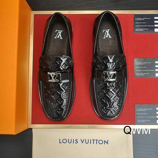 Picture of Louis Vuitton Shoes _SKULVsz38-45WM110813285